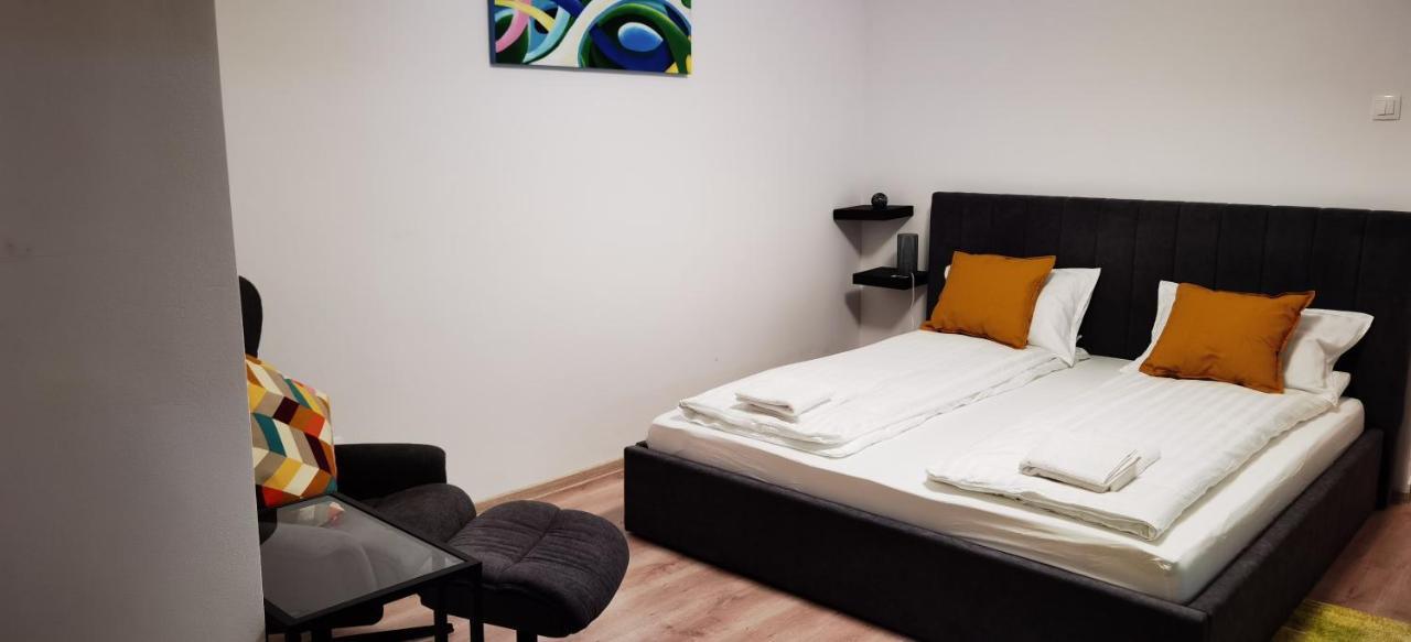 Focus Lux Apartment Miercurea Ciuc Exterior foto